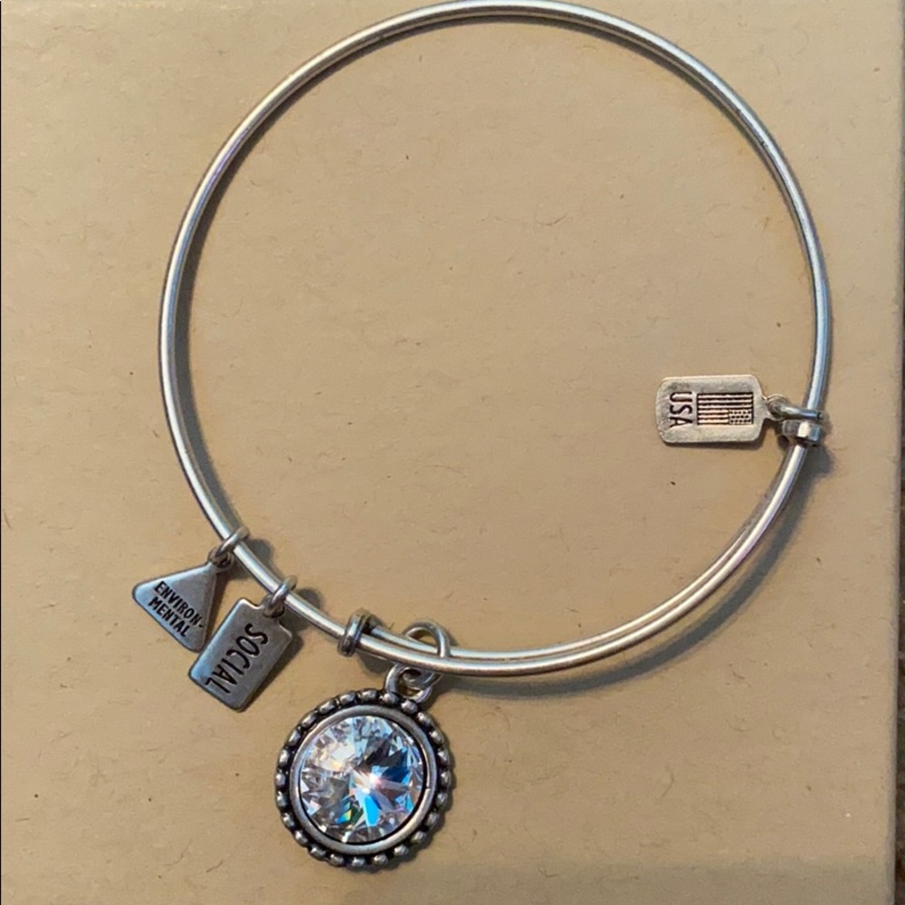 Bracelet